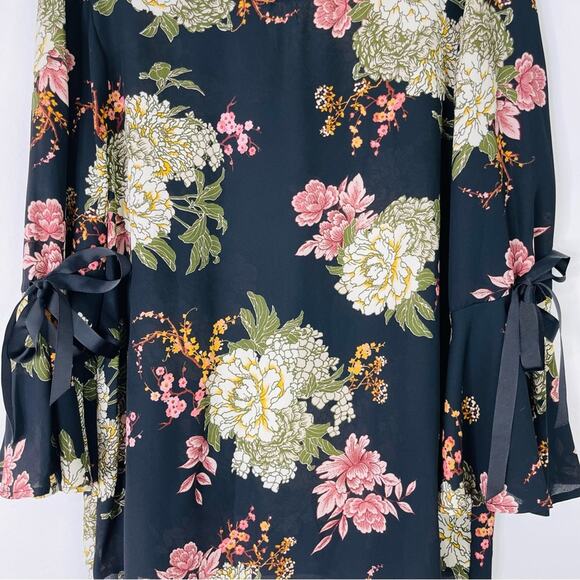 Lily Black white pink floral cottagecore romantic bow popover top large - Picture 3 of 8